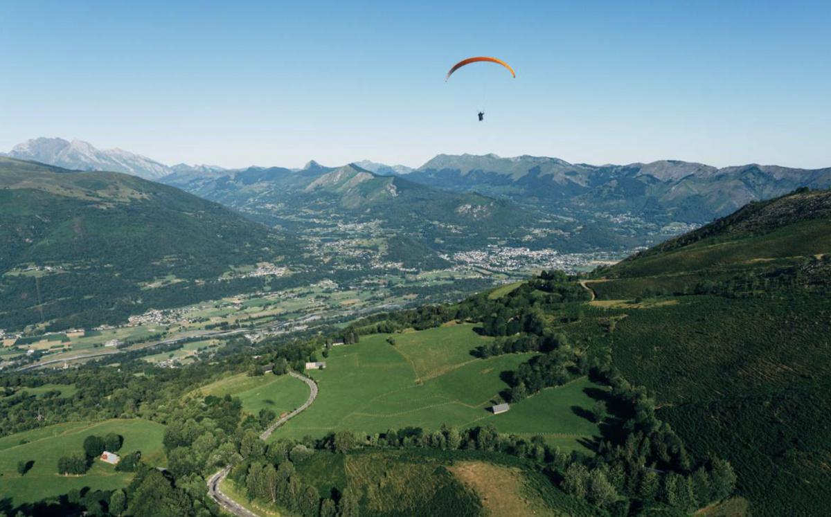 Baptême en parapente à Couraduque