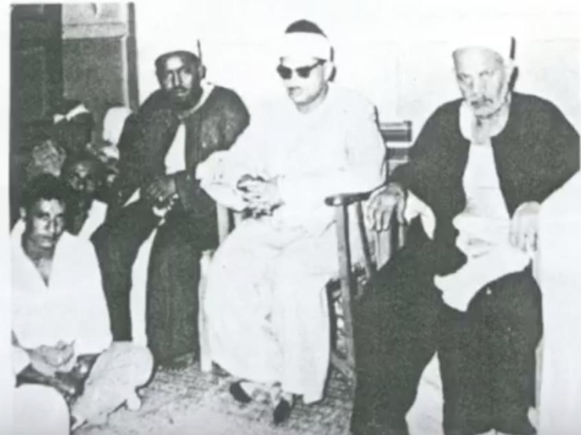 لَا إِلَٰهَ إِلَّا هُوَ ۚ كُلُّ شَيْءٍ هَالِكٌ إِلَّا وَجْهَهُ ۚ لَهُ الْحُكْمُ وَإِلَيْهِ تُرْجَعُونَ