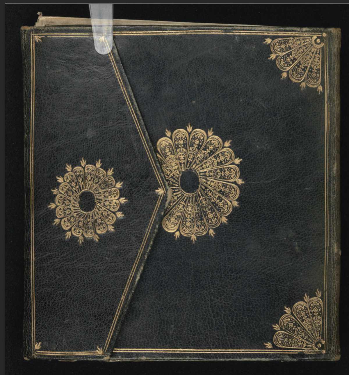 القرآن الكريم كاملاً بالخط المغاربي، قراءة ورش عن نافع القرآن الكريم كاملاً بالخط المغاربي، قراءة ورش عن نافع