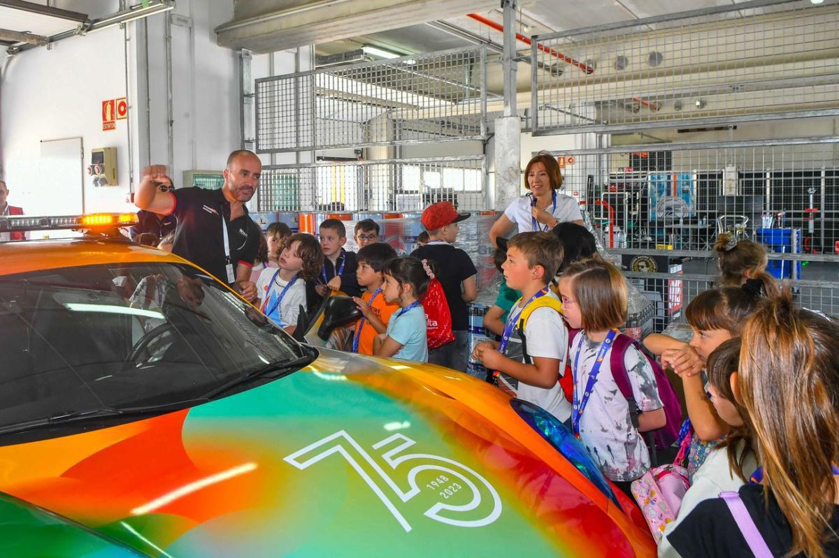 La afición de los más pequeños inunda de ilusión el NAPA Racing Weekend de Motorland Aragón La afición de los más pequeños inunda de ilusión el NAPA Racing Weekend de Motorland Aragón