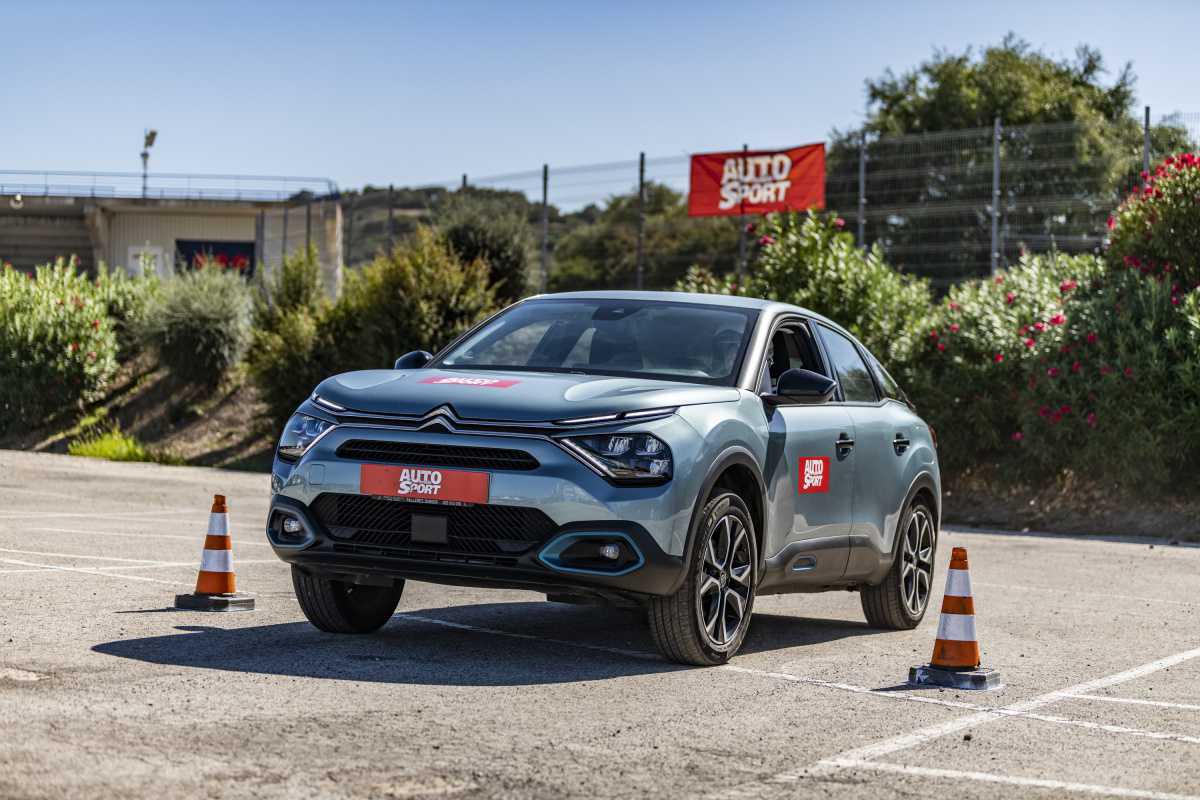 ¡Cita ineludible con el mejor automovilismo en Valencia! ¡Cita ineludible con el mejor automovilismo en Valencia!