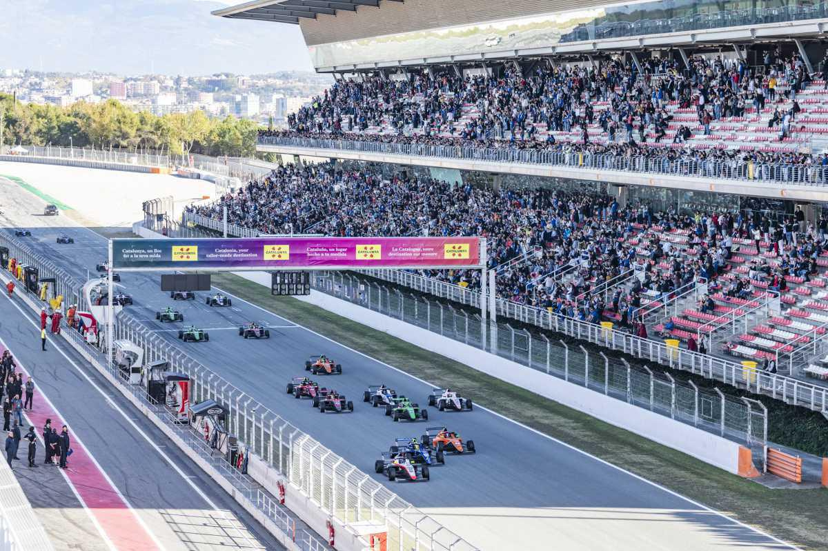 Más de quince mil fans celebran la fiesta de fin de temporada NAPA Racing Weekend en el Circuit