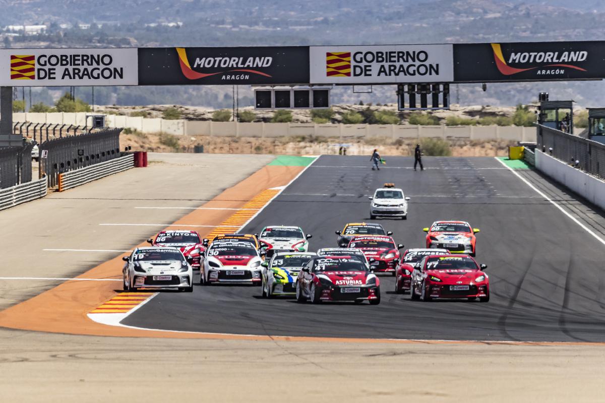 El NAPA Racing Weekend entusiasma en Motorland Aragón