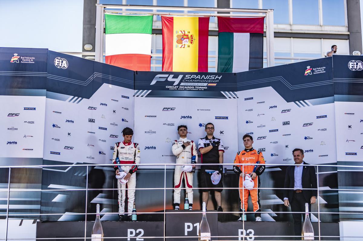 ¡Más de diez mil personas reunidas para celebrar el NAPA Racing Weekend en el Circuit Ricardo Tormo! ¡Más de diez mil personas reunidas para celebrar el NAPA Racing Weekend en el Circuit Ricardo Tormo!