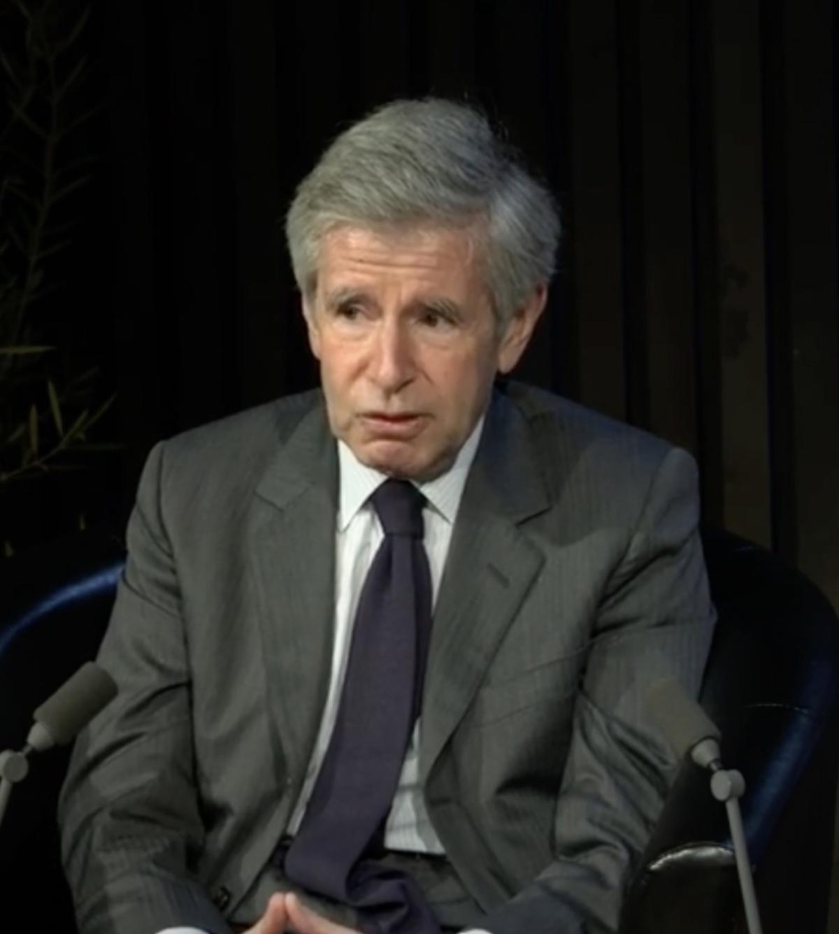 آلان منك : المغرب، الاستثناء الفرنسي على الطريقة البريطانية