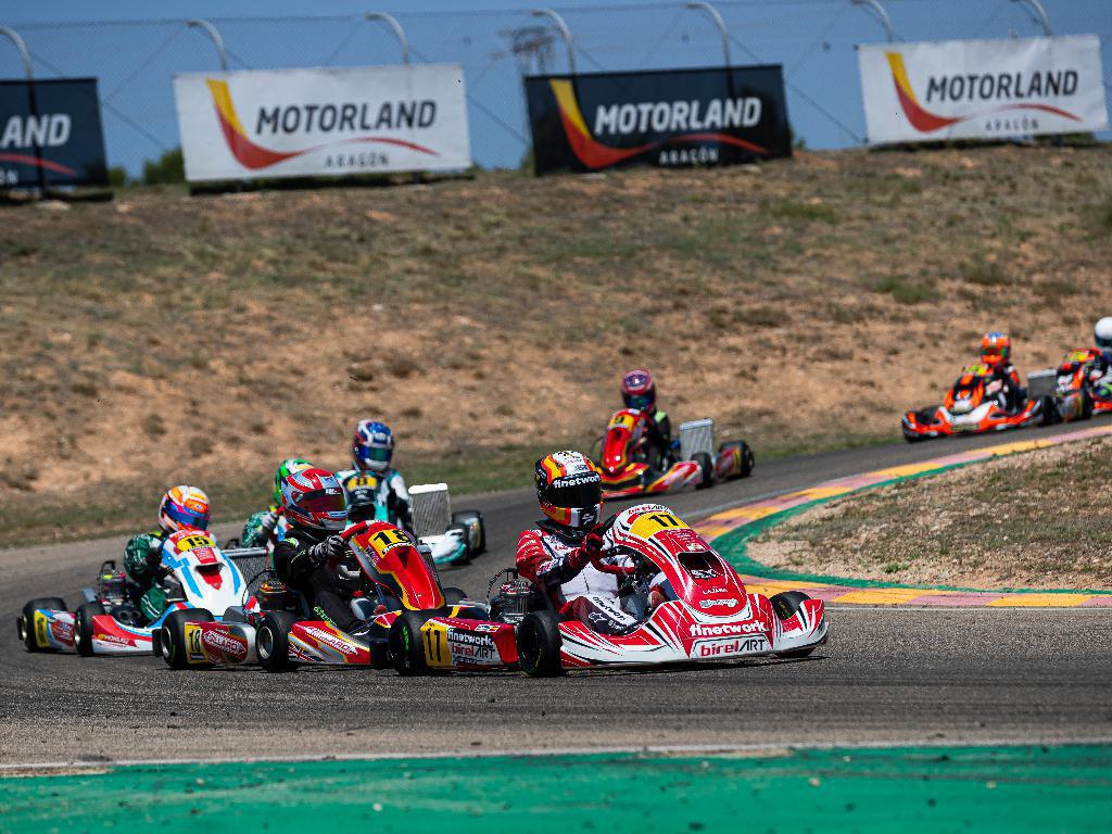 Calurosa y divertida jornada de Poles y mangas en Motorland Aragón Calurosa y divertida jornada de Poles y mangas en Motorland Aragón