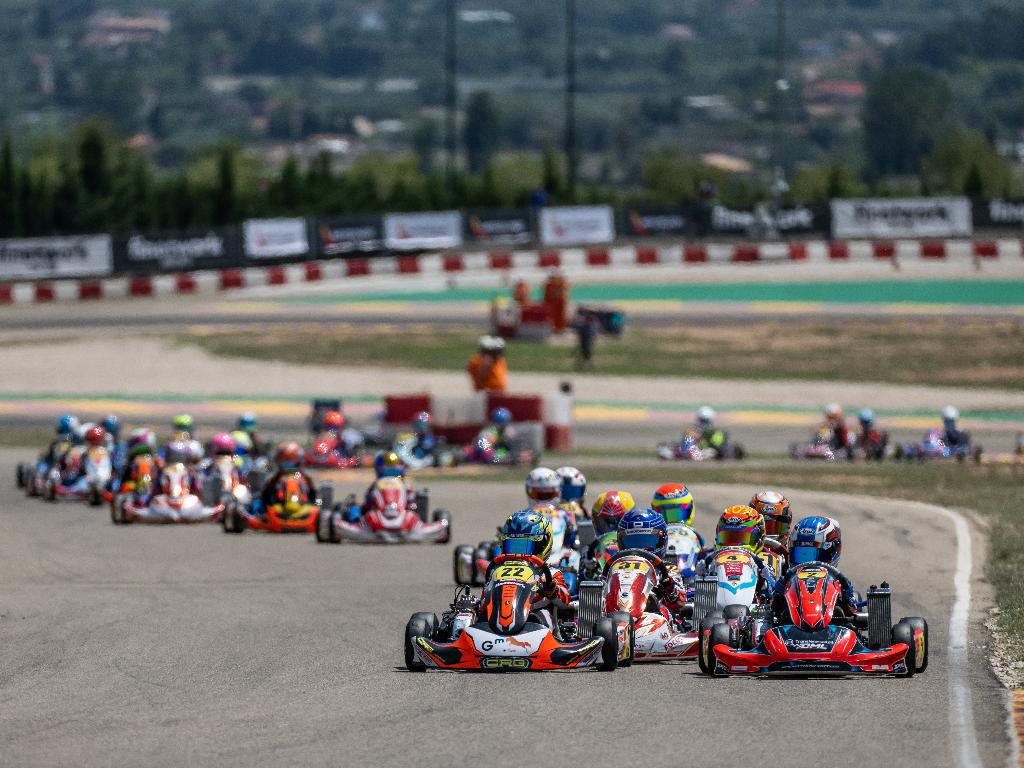 Calurosa y divertida jornada de Poles y mangas en Motorland Aragón Calurosa y divertida jornada de Poles y mangas en Motorland Aragón