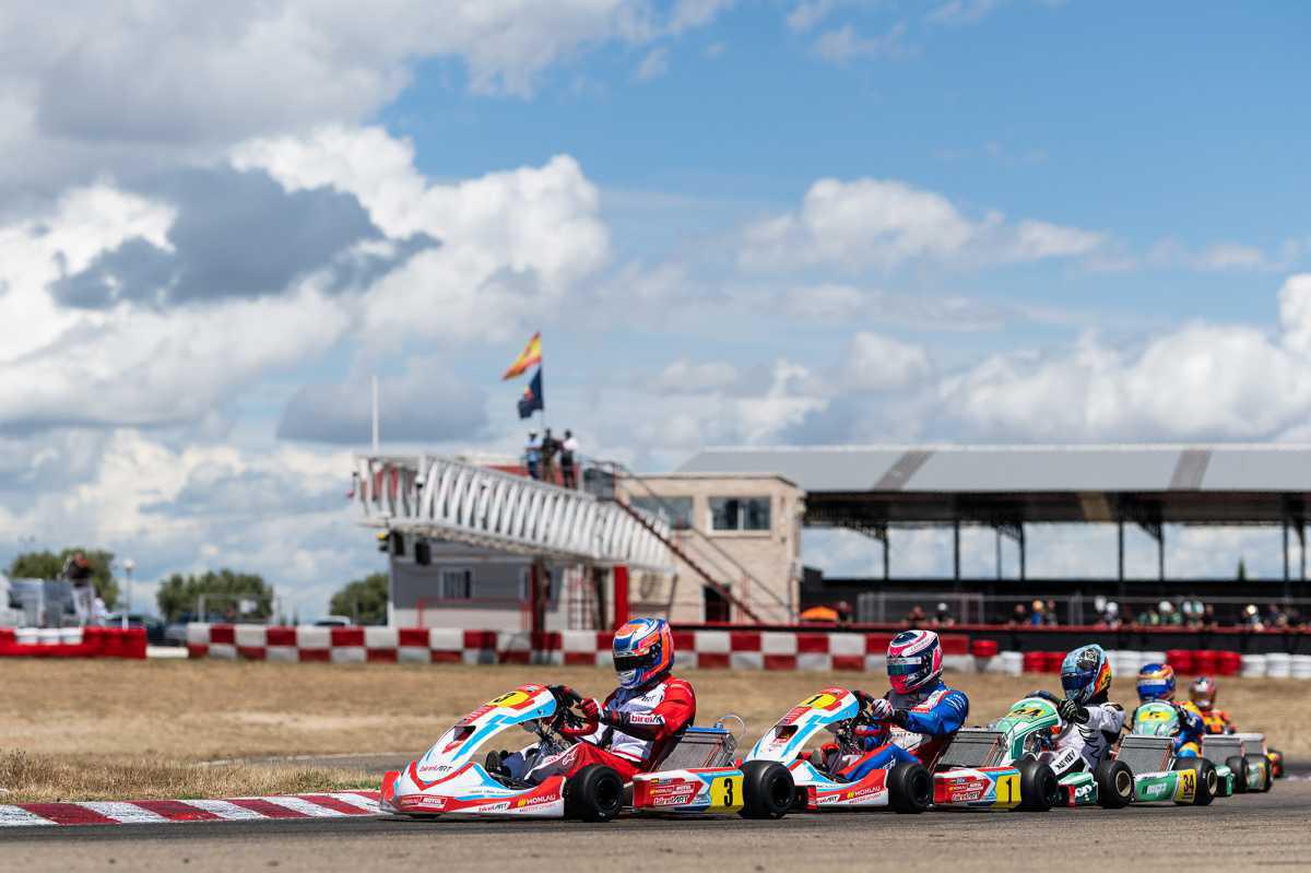 Las Poles de la segunda ronda del CEK Finetwork 2024, entregadas en Zuera Las Poles de la segunda ronda del CEK Finetwork 2024, entregadas en Zuera