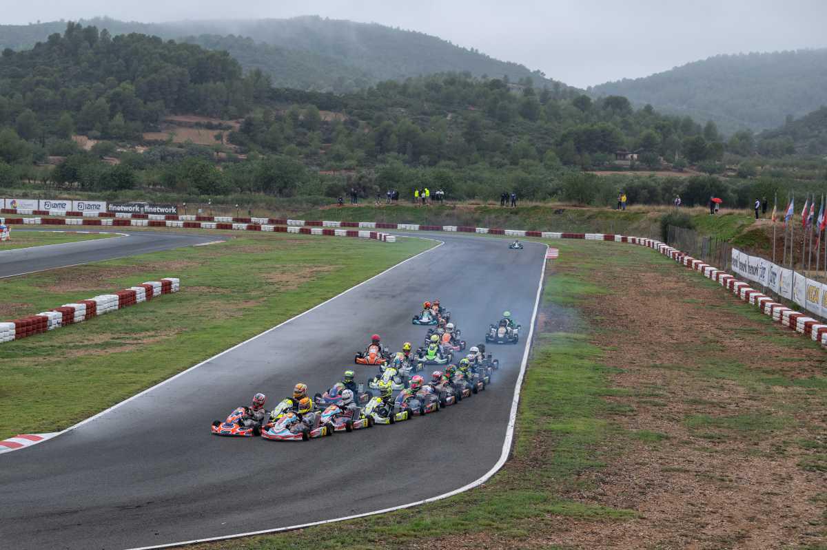 La lluvia anima la última jornada clasificatoria de 2024 en Chiva La lluvia anima la última jornada clasificatoria de 2024 en Chiva