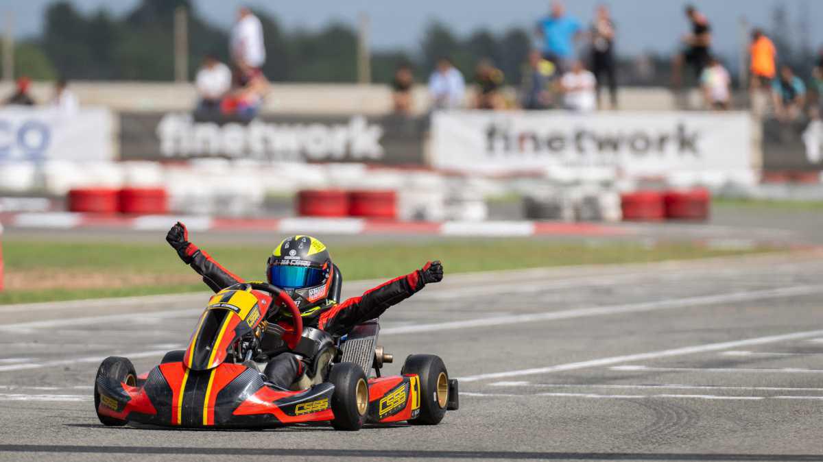 Los campeones del CEK Finetwork 2024 se coronan en Chiva con emoción hasta el final