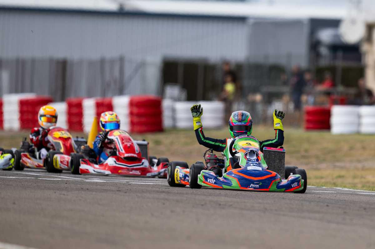 Los campeones del CEK Finetwork 2025 se coronan en Zuera Los campeones del CEK Finetwork 2025 se coronan en Zuera