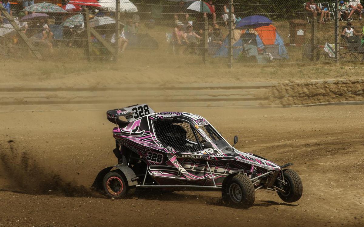 Siete pilotos españoles participan este fin de semana en el Europeo FIA de Autocross en Seelow Siete pilotos españoles participan este fin de semana en el Europeo FIA de Autocross en Seelow