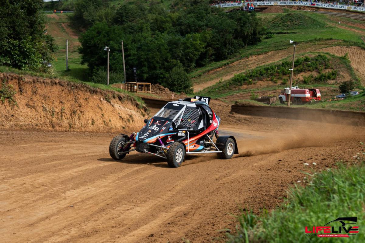 Diego Martínez vence en la CrossCar Academy Trophy en Prerov Diego Martínez vence en la CrossCar Academy Trophy en Prerov