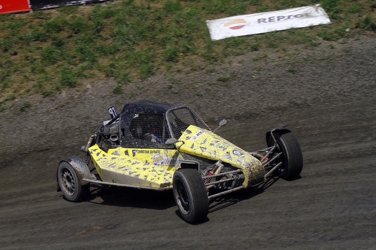 Espectáculo de primera en "La Catedral" Espectáculo de primera en "La Catedral"