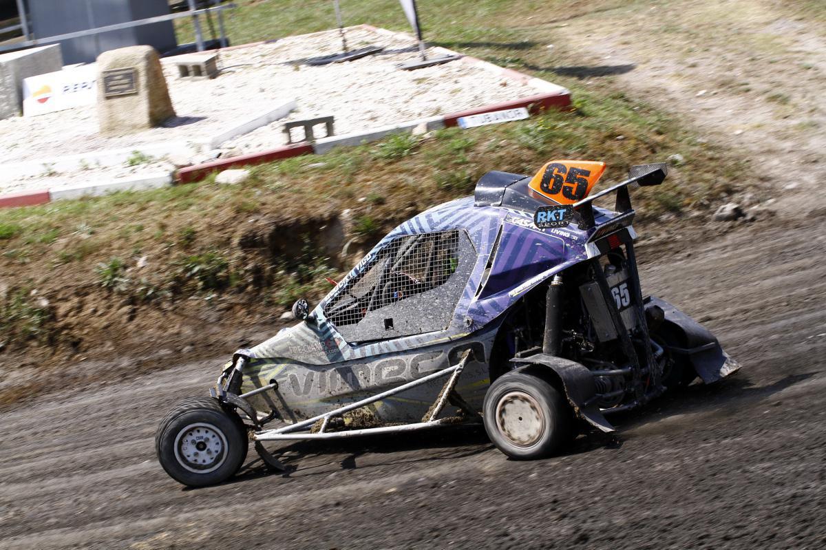 Espectáculo de primera en "La Catedral" Espectáculo de primera en "La Catedral"