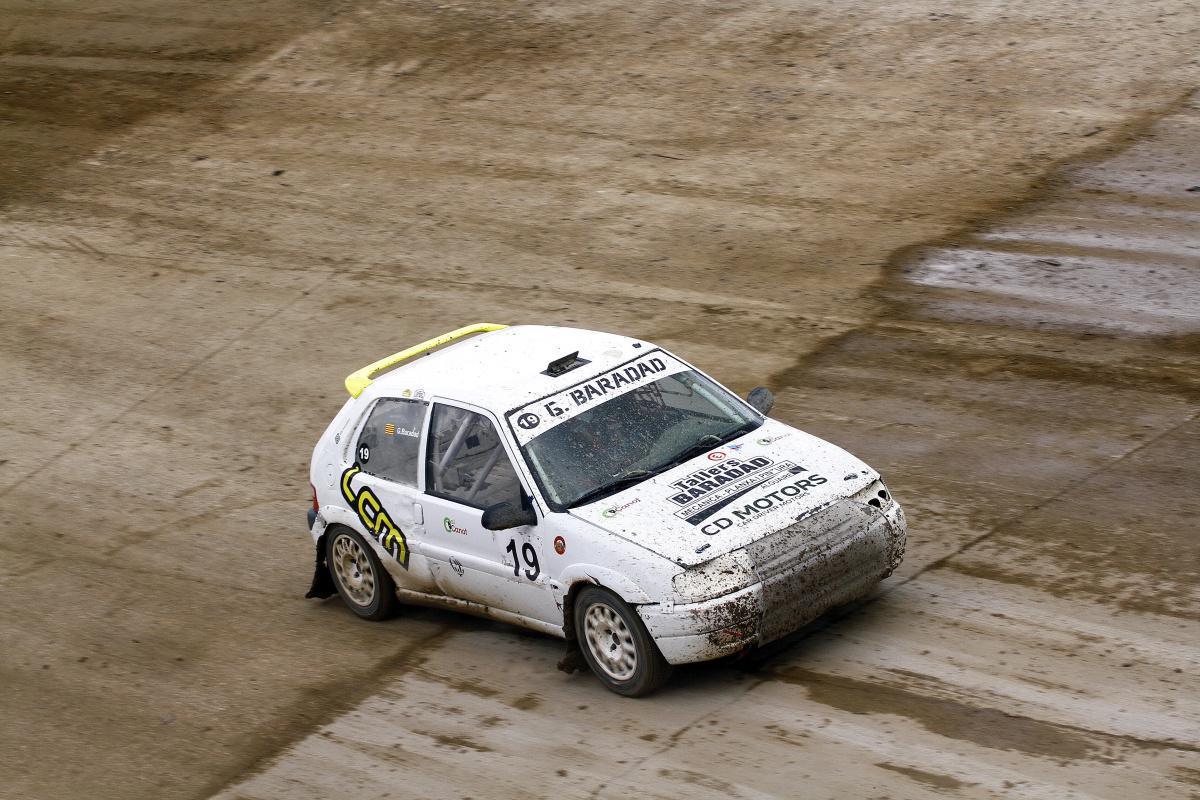 Roberto Martínez y Carlos Hernando sentencian en División 1 y Buggy respectivamente Roberto Martínez y Carlos Hernando sentencian en División 1 y Buggy respectivamente