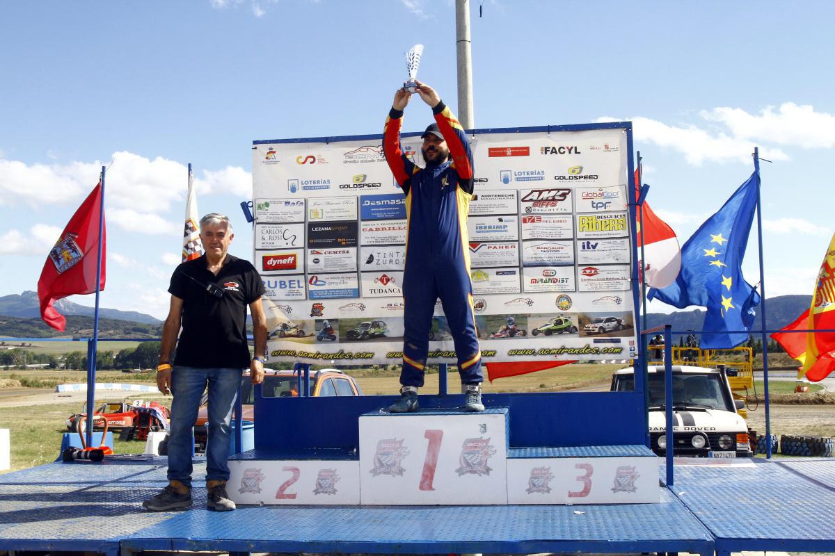 Roberto Martínez y Carlos Hernando sentencian en División 1 y Buggy respectivamente