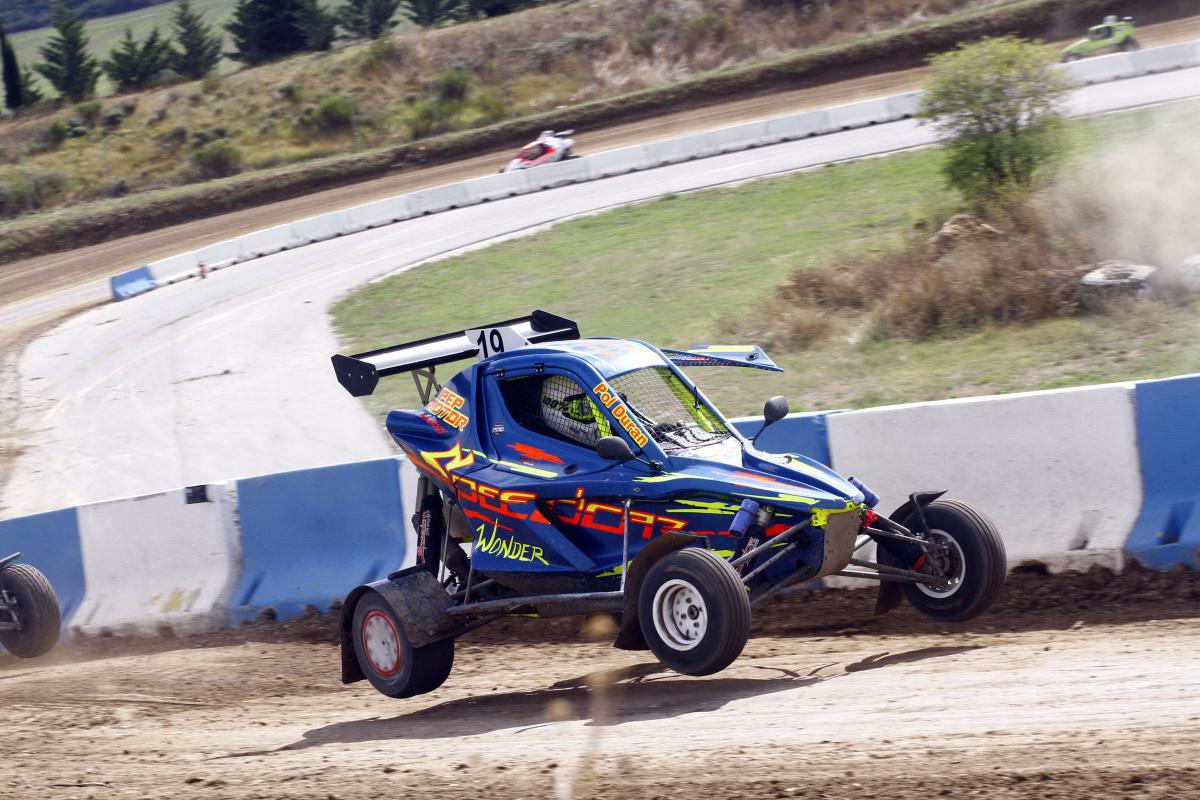 Roberto Martínez y Carlos Hernando sentencian en División 1 y Buggy respectivamente Roberto Martínez y Carlos Hernando sentencian en División 1 y Buggy respectivamente