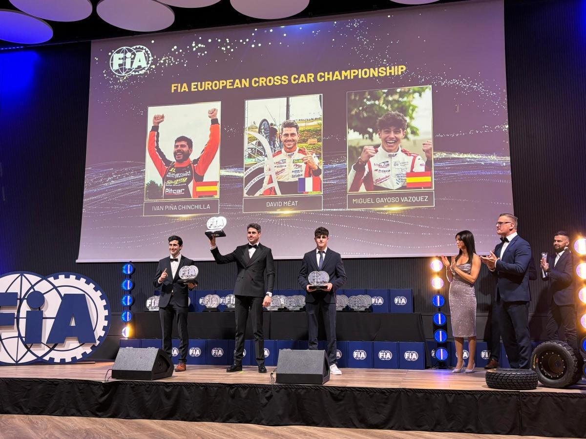 Los pilotos españoles protagonizan los podios de CrossCar en la Gala Off Road de la FIA Los pilotos españoles protagonizan los podios de CrossCar en la Gala Off Road de la FIA