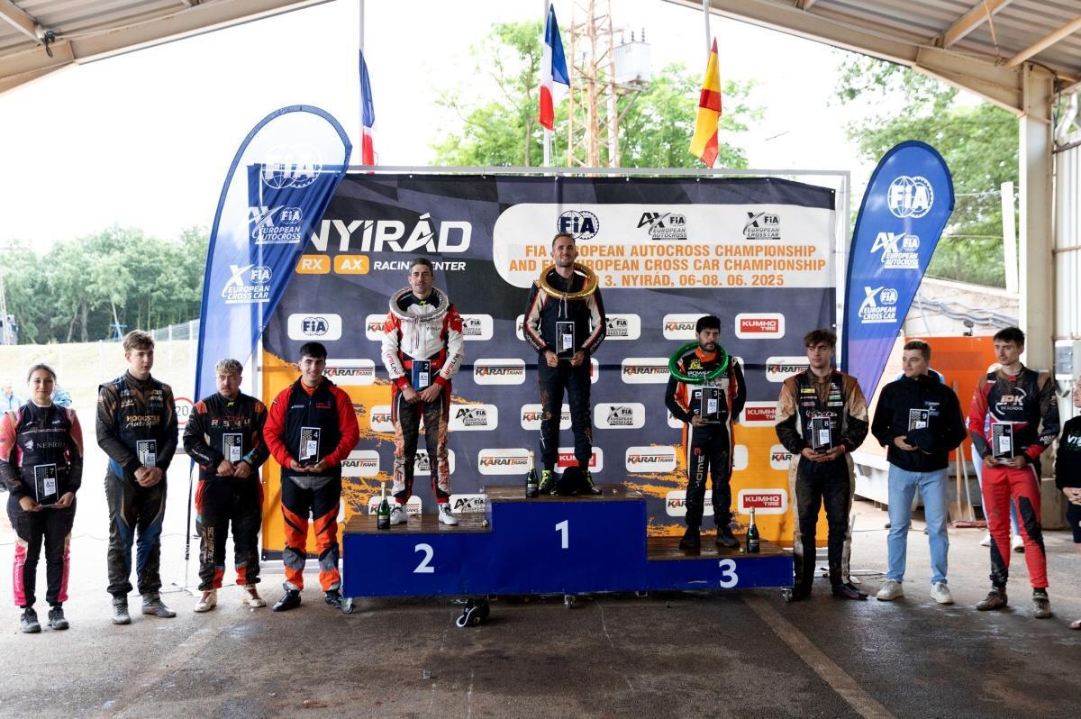 Los pilotos españoles siguen ganando en el Campeonato de Europa FIA de Autocross
