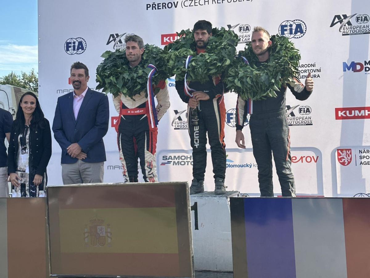 El Campeonato de Europa FIA de Autocross, dominado por los pilotos españoles El Campeonato de Europa FIA de Autocross, dominado por los pilotos españoles