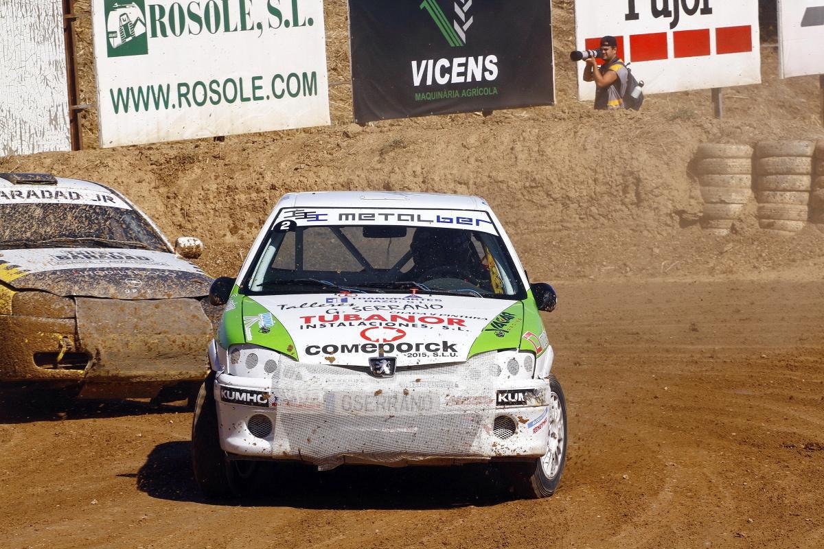 Los campeonatos se aprietan en el CEAX Loterías