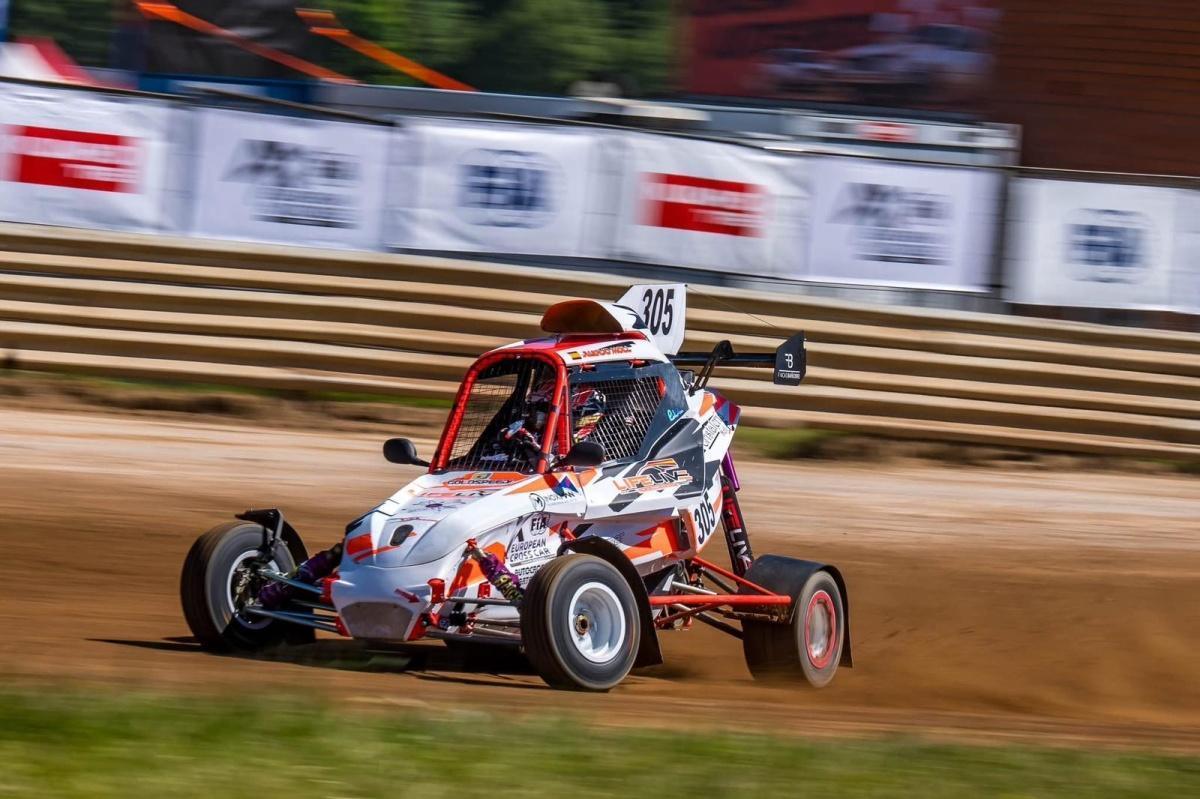 Diego García, el mejor de los españoles en la prueba del Campeonato de Europa FIA de Autocross y Cross Car celebrada en Nová Paka