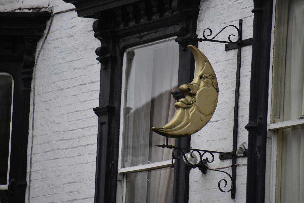 Half Moon Inn