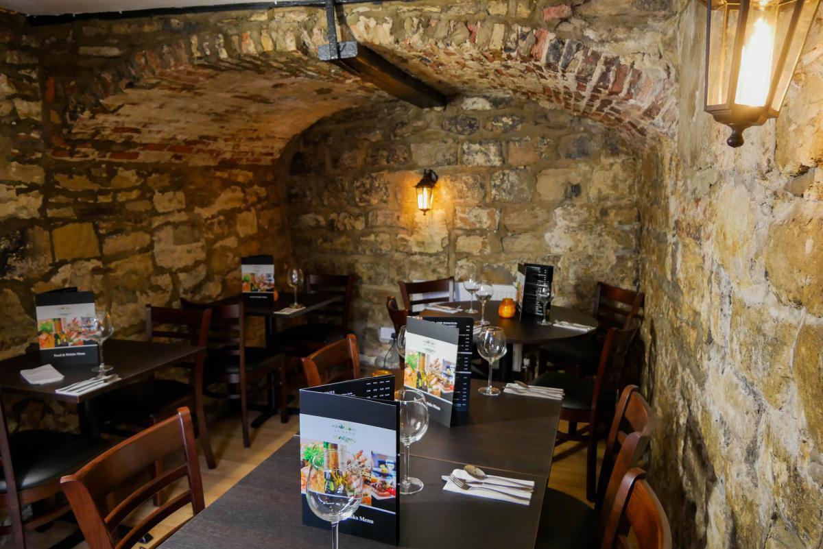 Gussto Tapas Bar