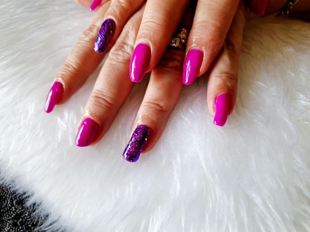 Eskimo Nails