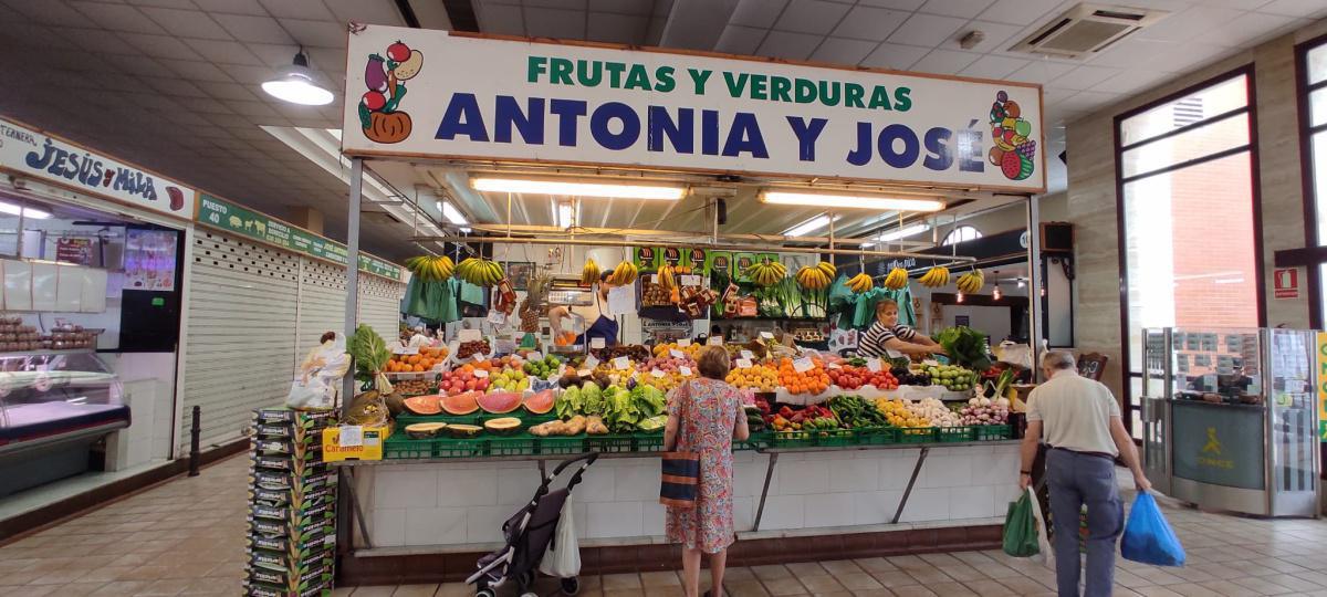 Frutería Antonia y José - Puesto Nº 68