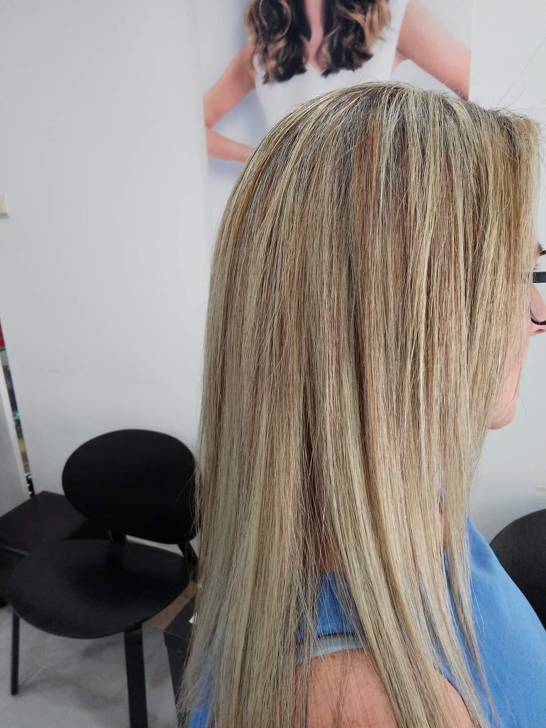 Dale un Cambio a tu Cabello en Anvilú Peluqueros