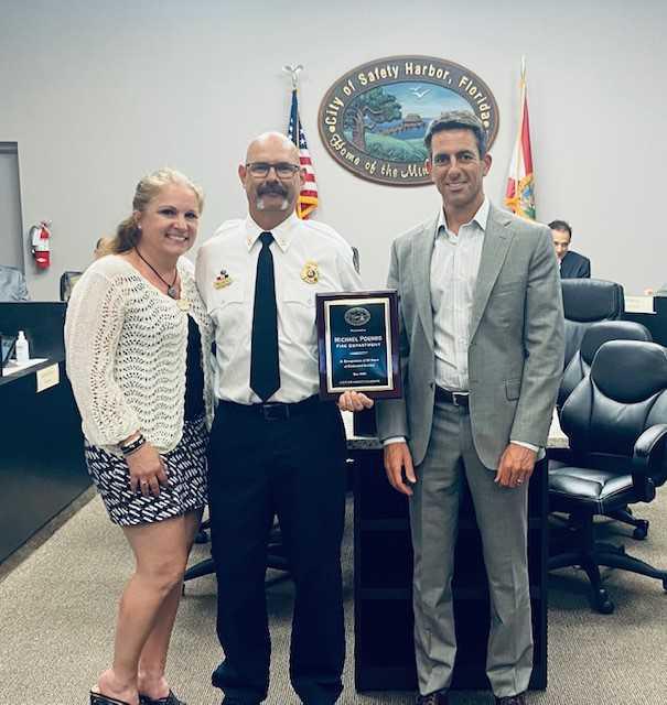 City Commission honors two firefighters who are retiring