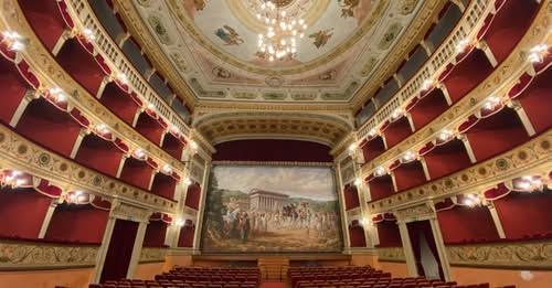 “GONG" Orchestra - la banda musicale transfrontaliera dei Comuni di Gorizia e Nova Gorica (inizio ore 20.00) “GONG" Orchestra - la banda musicale transfrontaliera dei Comuni di Gorizia e Nova Gorica (inizio ore 20.00)