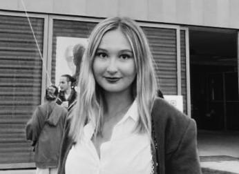 Léa Denis - Commerciale Séminaires & Banquets