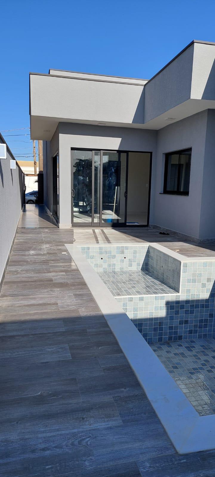 Casa 3 Dormitorios com suite - Condomínio Residencial Terras do Cancioneiro - Investe Imovel