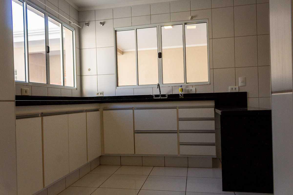 Casa a venda Condomínio Residencial Okinawa Casa a venda Condomínio Residencial Okinawa