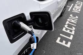 China Drives Global Electric Vehicle Sales Growth Amid European Decline and Rising Tariffs