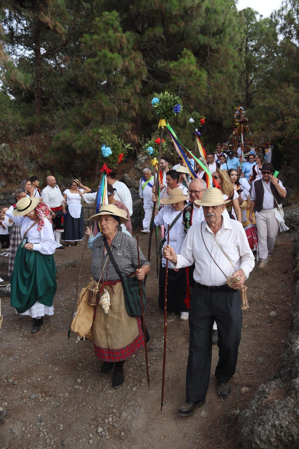 BAJADA DE LAS HAYAS