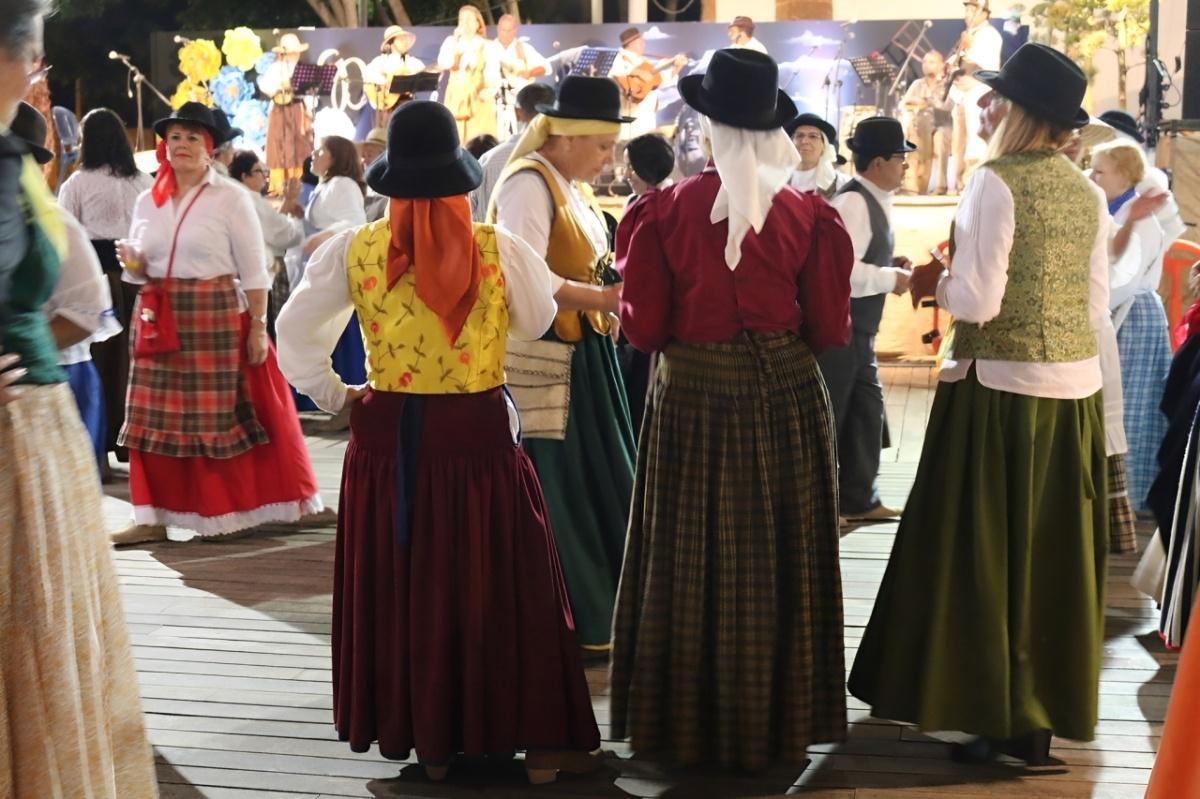 BAILE DE TAIFA DE TRIQUIVIJATE