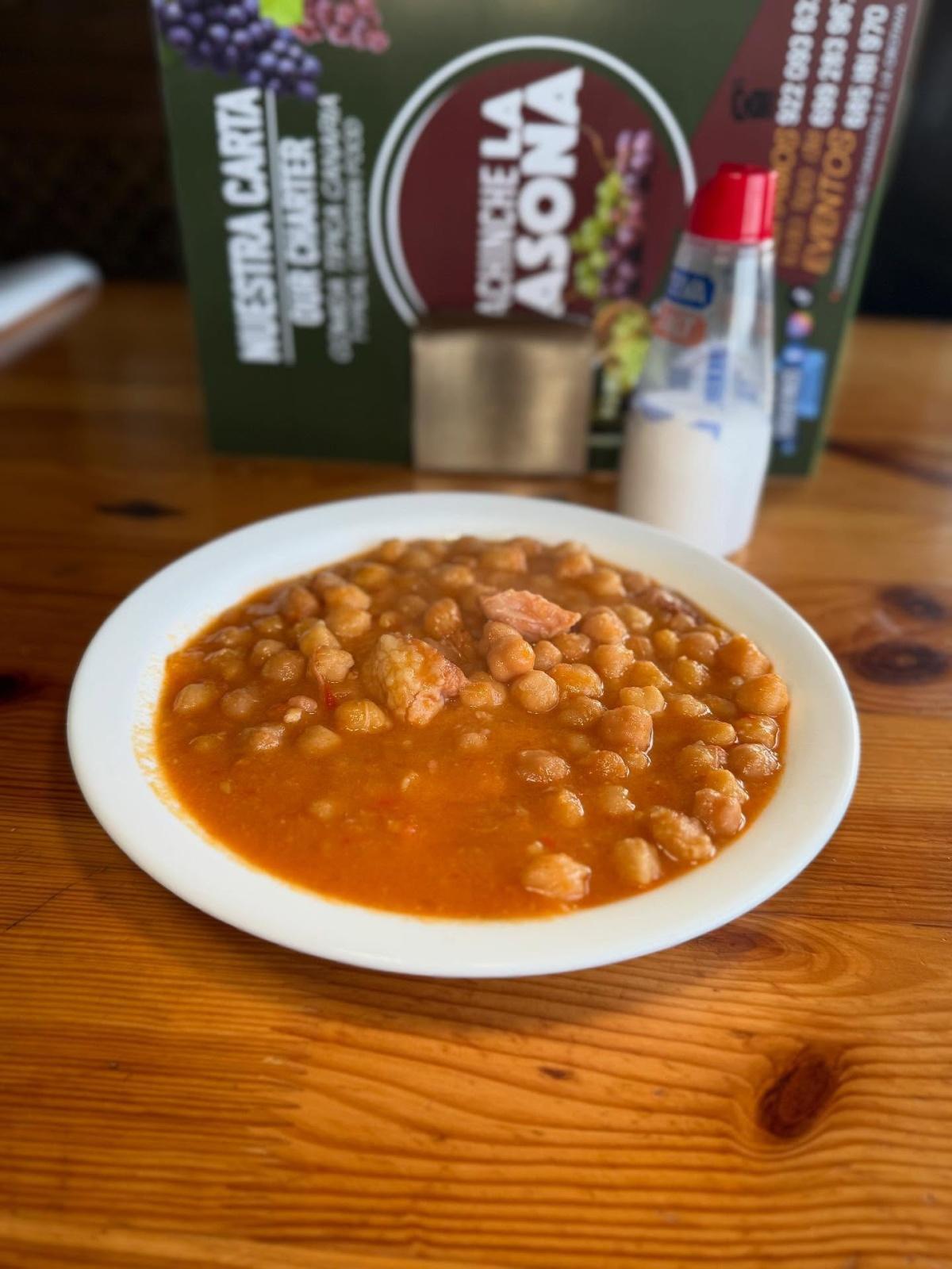 GUACHINCHE LA CASONA GUACHINCHE LA CASONA