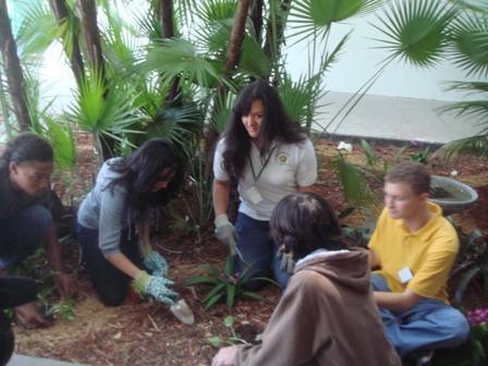 Beca Ambiental 2025 en apoyo a estudiantes de las escuelas de la Ciudad del Doral