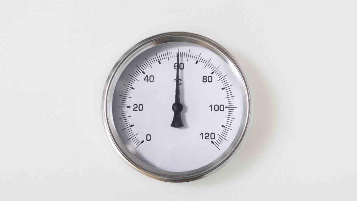 Cómo prevenir la legionelosis en tu rutina. Recuerda: Agua estancada, riesgo invisible. Cómo prevenir la legionelosis en tu rutina. Recuerda: Agua estancada, riesgo invisible.