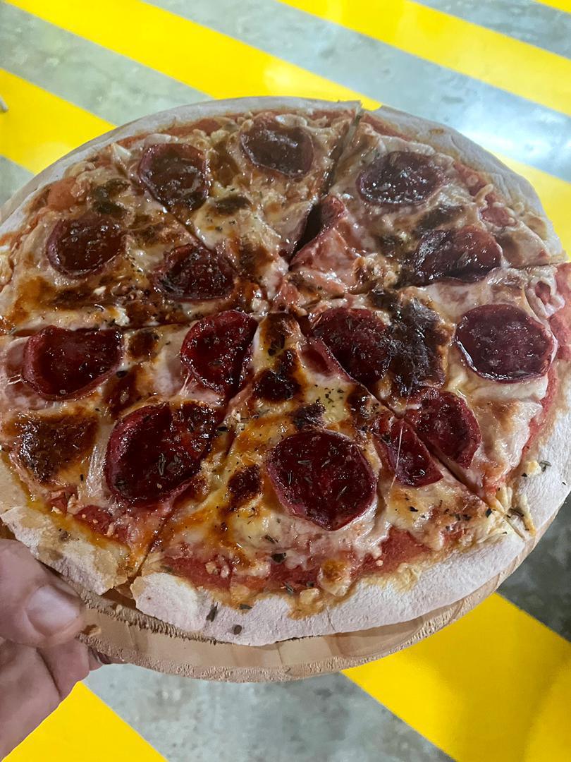 ALL YOU CAN EAT DE PIZZA Y SHOW MUSICAL