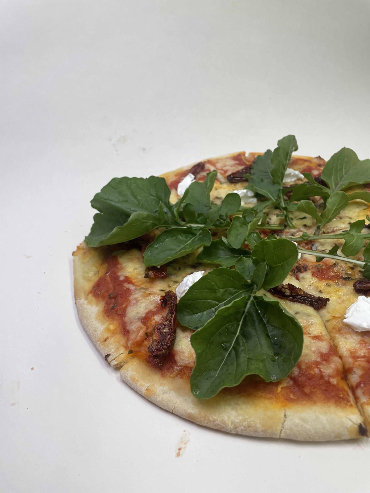 ALL YOU CAN EAT DE PIZZA Y SHOW MUSICAL