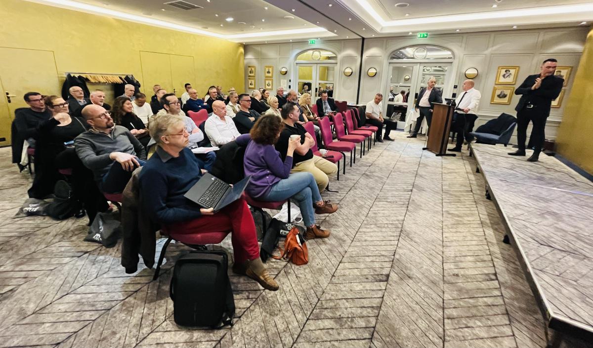 AGO et conférence du 17/04 : retour en images AGO et conférence du 17/04 : retour en images