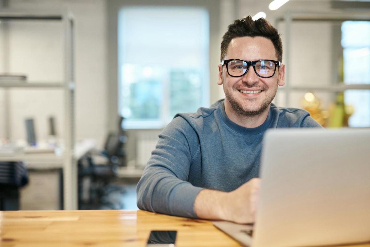 Êtes-vous heureux au travail ? Ces signes qui ne trompent pas, selon Harvard Êtes-vous heureux au travail ? Ces signes qui ne trompent pas, selon Harvard