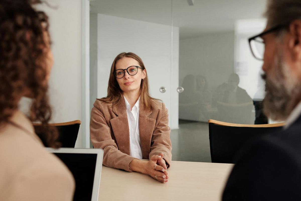 « Les candidats sont dans un trou noir » : comment les recruteurs sont incités à ne plus vous ignorer.