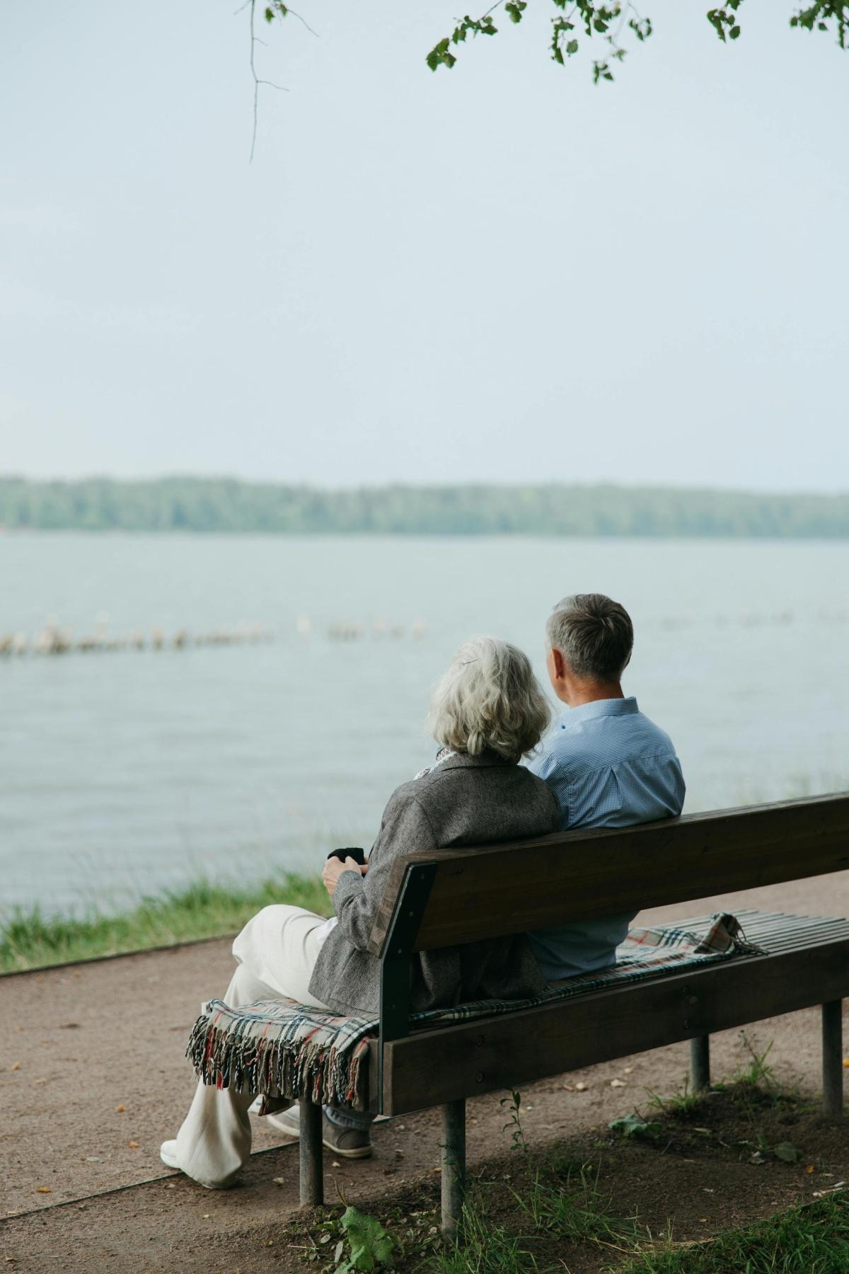 Retraites : la question des âges de départ sur la table