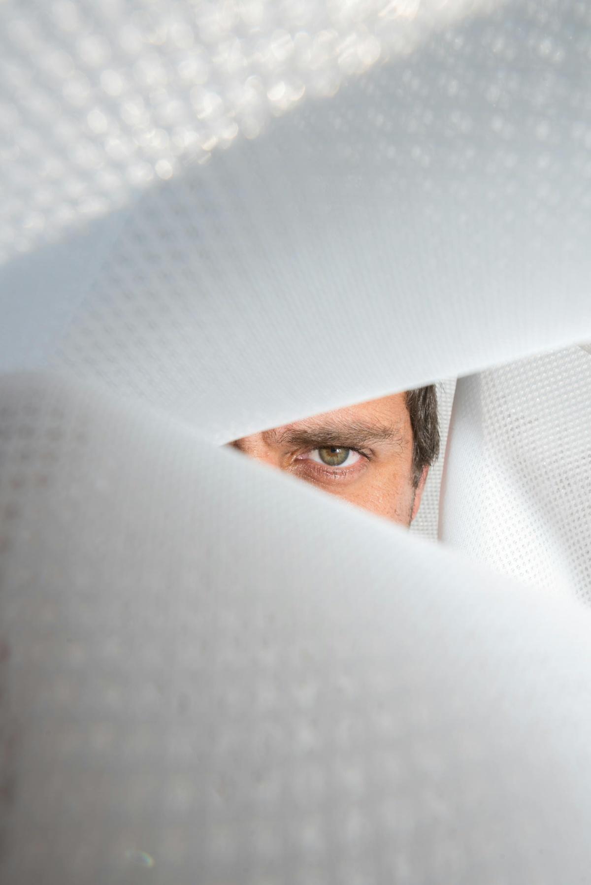 IA et RH : jusqu’où peut aller la surveillance au travail ?